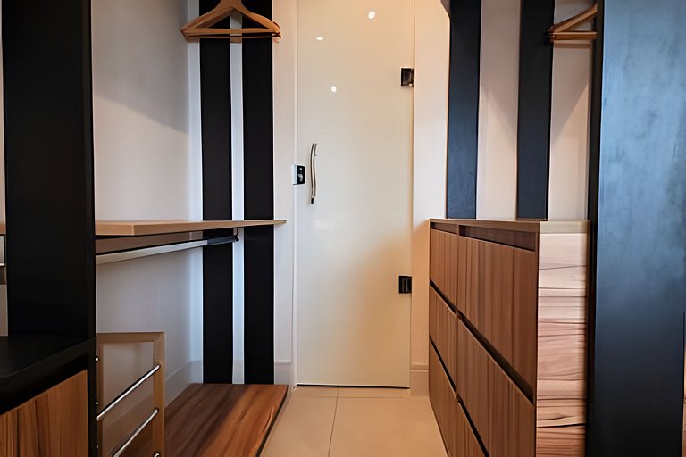 Modernoso apartamento no coração de Alphaville.