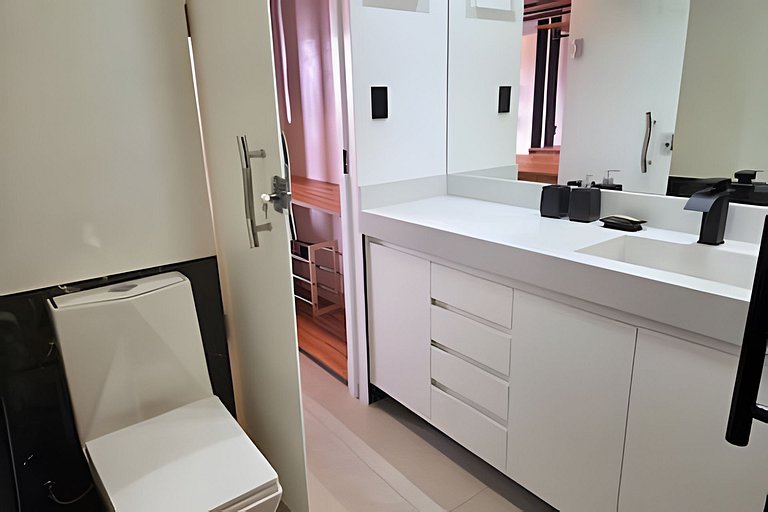 Modernoso apartamento no coração de Alphaville.